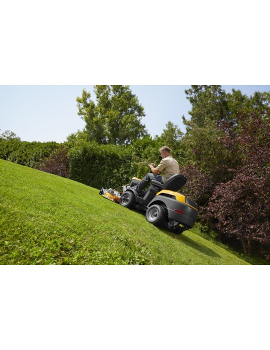 Coupe frontale Stiga Park 700WX 4 roues motrices - BEAUCAMP MOTOCULTURE