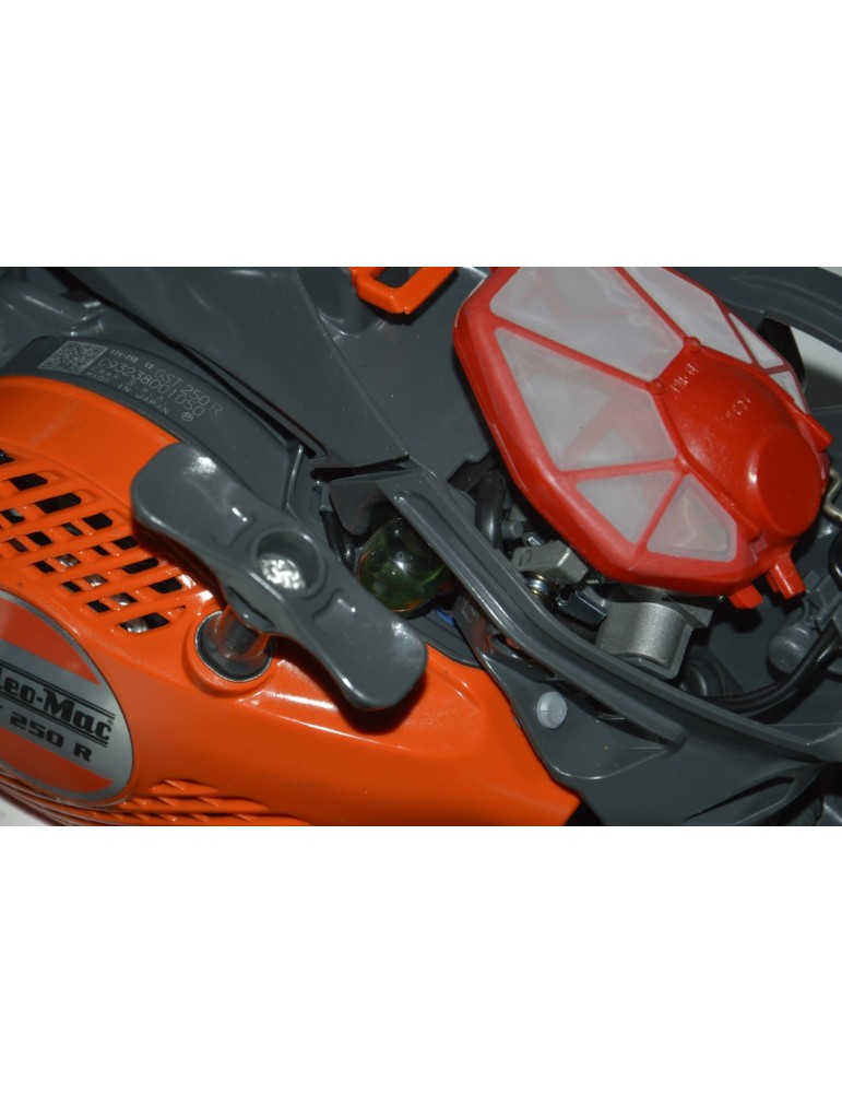 Tronçonneuse Oleo Mac GST 250R la plus légère - BEAUCAMP MOTOCULTURE