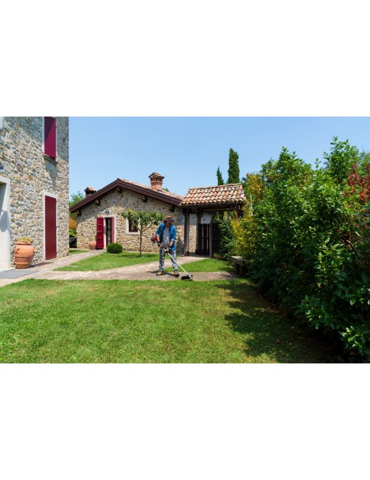 Débroussailleuse thermique Oleo-Mac BCH 310T - BEAUCAMP MOTOCULTURE